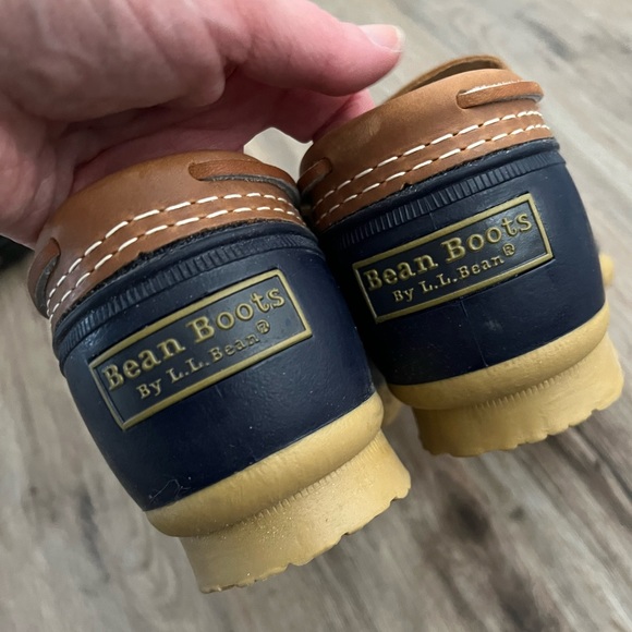 L.L.Bean Waterproof Bean Boot Moc Low duck 9 - Picture 3 of 8